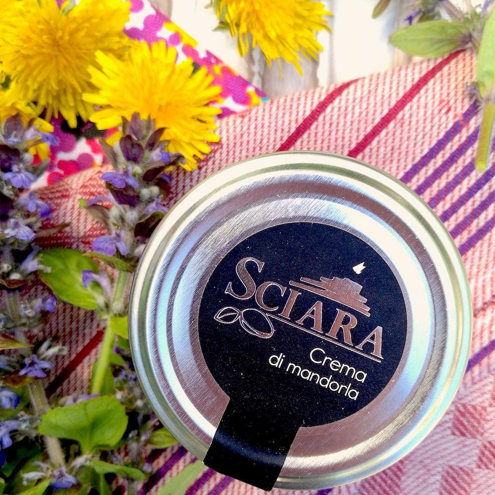 crema di mandorle siciliane