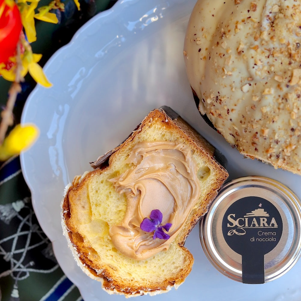 Colomba alla Nocciola a lievitazione naturale - Sciara La terra del pistacchio Bronte