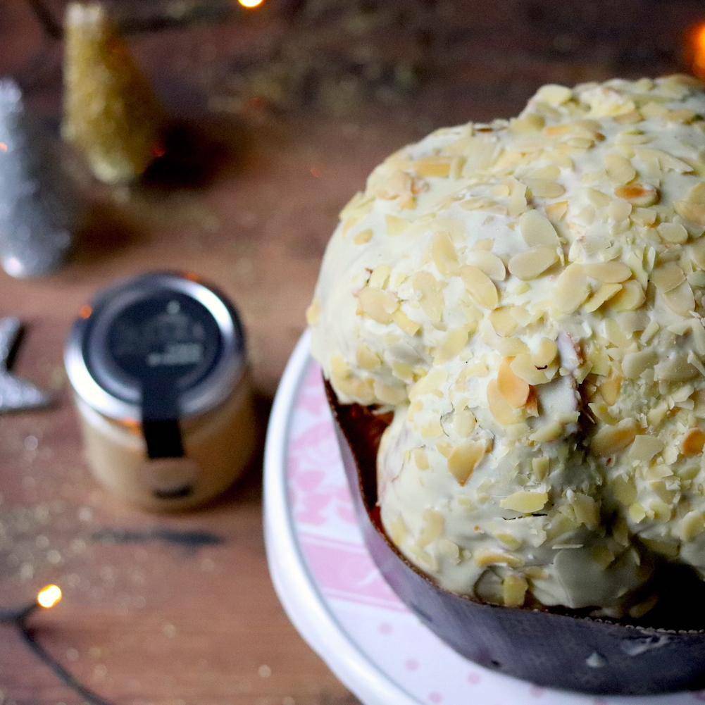 Panettone alla Mandorla a lievitazione naturale - Sciara La terra del pistacchio Bronte