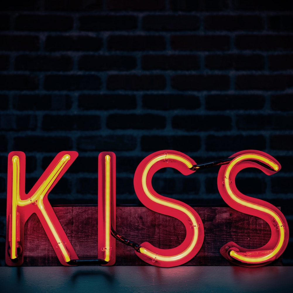 sciara pistacchio bronte - promozione giornata mondiale del bacio